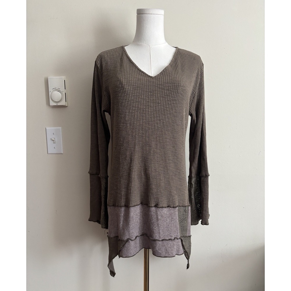 Anthropologie Yak + Yeti Long Sleeve Top Womens Medium Asymmetrical Boho Hippie